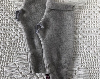 Grey sparkle cashmere fingerless gloves/wristwarmers, refashioned from upcycled cashmere