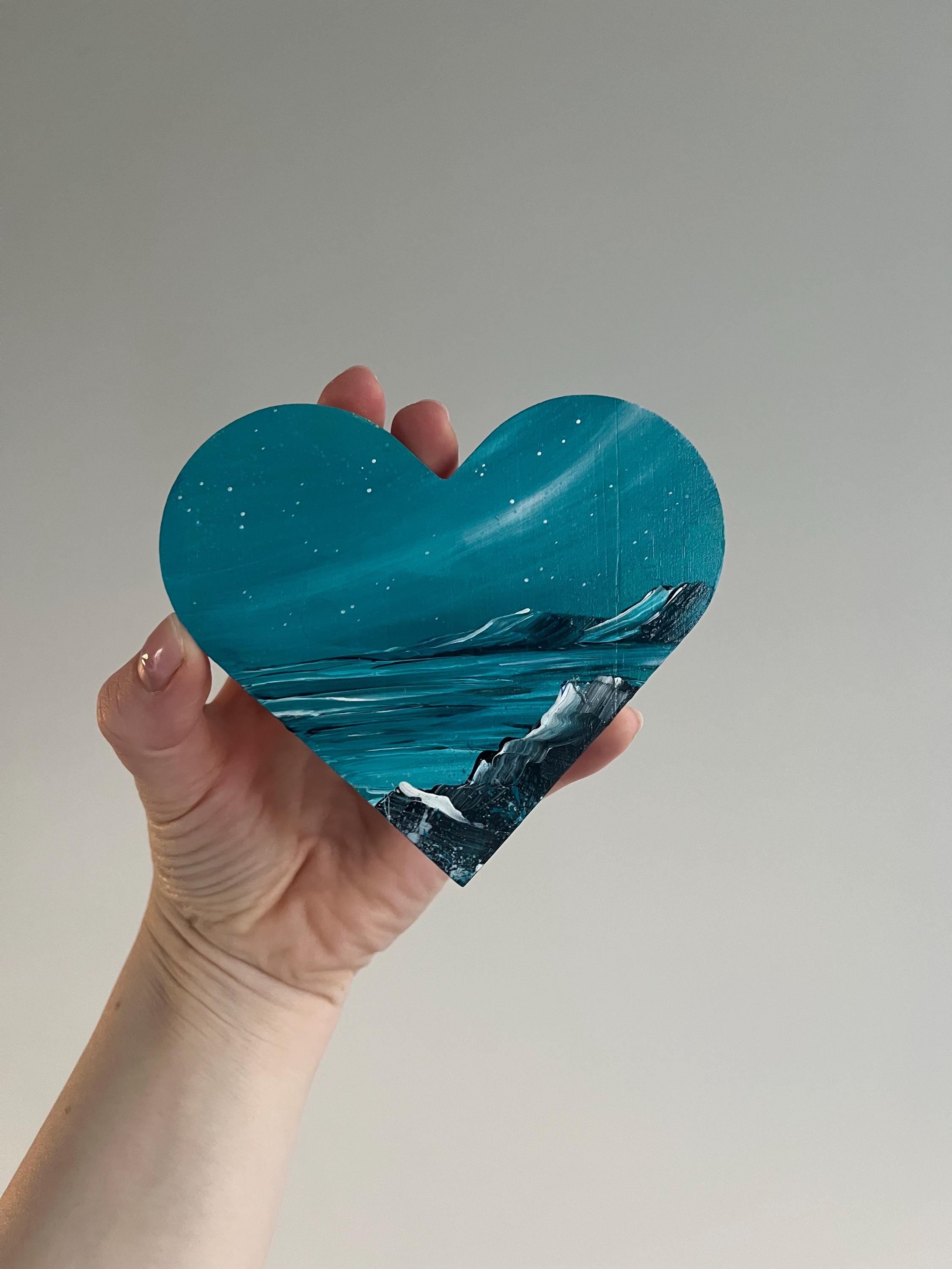 Hand painted heart magnet - Lighthouse on the horizon