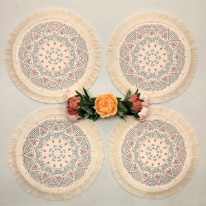 DEVINITA Set of 1, 2 or 4 round placemats (Ø 35cm), table mats in Boho style with mandala pattern