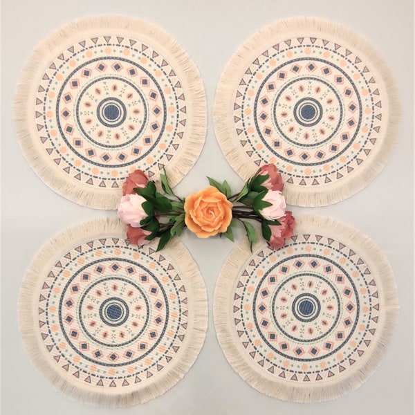 Round Boho style Place Mats in a  Set of 1, 2 or 4 , heat-resistant and washable table mats with mandala pattern