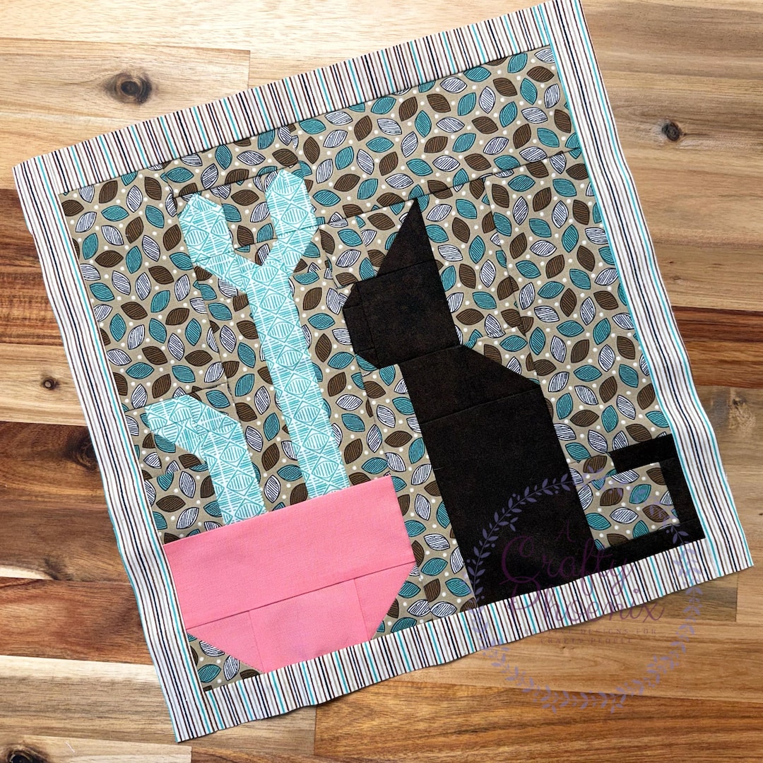 Cat with Plant Quilt Block PDF Pattern, endet bei 12,5 