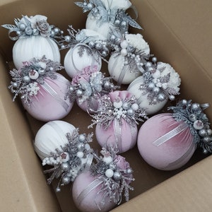 3.94 Inch (10cm) Luxury Handmade Christmas Ornaments | Velvet Balls | Set of 2 Christmas Balls | Xmas Baubles
