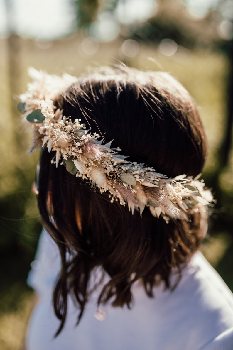 Boho Flowercrown in beige,creme, weiß, Blumenkranz, Haarkranz, Blumenhaarkranz, Tiara, Trockenblumen, dried flowers, Hochzeit, Shooting, JGA Bild 1