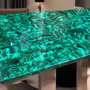 Malachite Crystal Dining Table Top Outdoor Garden Decorative Furniture (Customizable) Malachite Dinner Tabletop for Indoor and outdoor