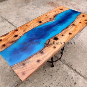 Epoxidharz Tisch, Naturholz, Esstisch, Natürlicher Epoxidharz Tisch, Blauer Epoxidharz Fluss Tisch, Holztisch, Resin Tisch für Weihnachtsgeschenke