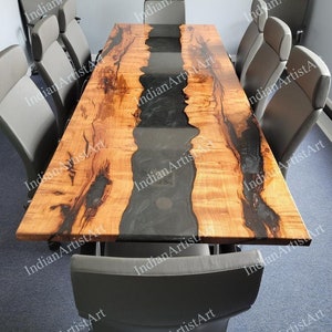 Tablero de mesa de madera de acacia epoxi: borde vivo, resina negra River