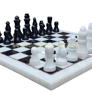White Marble Chess Set with Pieces / Queen Gambit&#39;s Chess / Chess for Christmas Gift Idea / white and Black Chess Board