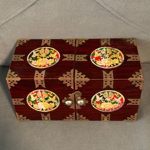 Asian Korean Brown Lacquer Mother of Pearl Inlay Folding Drawer Wood Jewelry Box