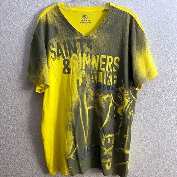 Lot of 6 Mens EXPRESS Graphic T Shirt Lot Size L and XL in Very