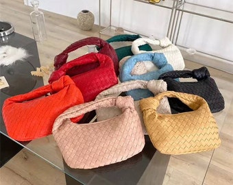 Color : Silver GLJJQMY Fashion New Evening Party Bag Europe and America Hand Take Lady Bag Simple Style Pattern Tide Bag Evening Bags Color : Silver GLJJQMY Fashion New Evening Party Bag Europe and America Hand Take Lady Bag Simple Style Pattern Tide Bag Evening Bags