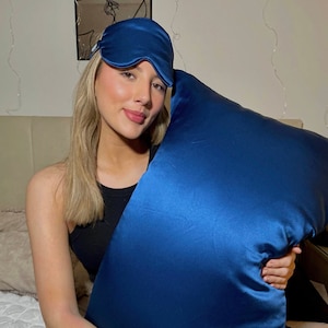 Navy Blue Silk Pillowcase - Standard