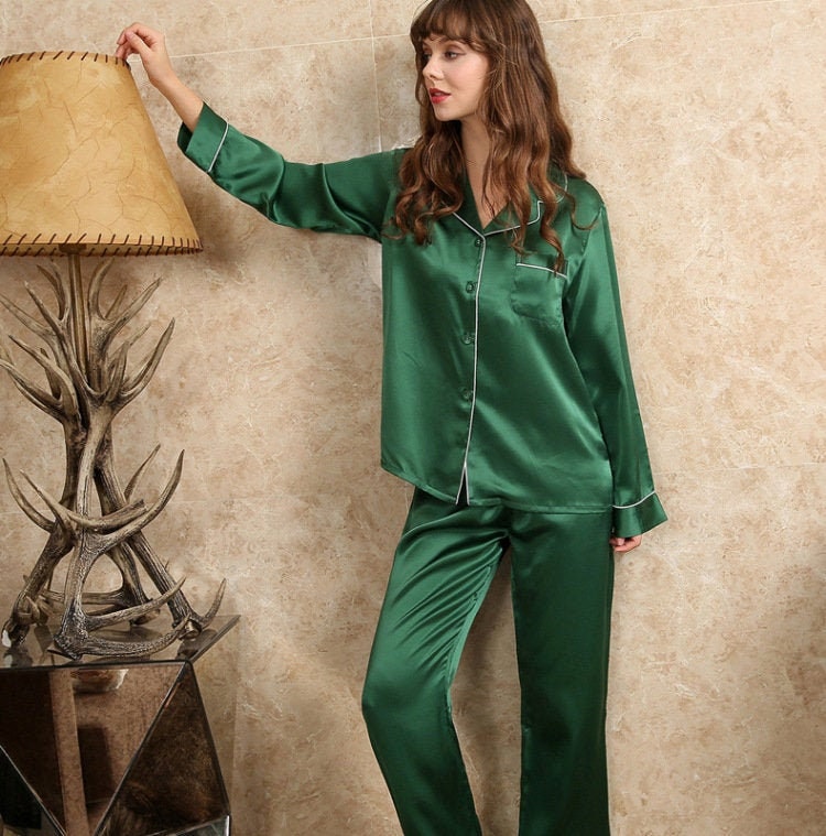 luxe cadeau voor haar 100% moerbei zijden pyjama 's herfst & winter pyjama's Mooie zijden pyjama set Kleding Dameskleding Pyjamas & Badjassen Sets 