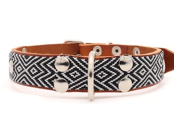 Colliers pour chien automne, collier tons foncés, collier en cuir marron avec fermoir en métal, colliers de jour, colliers pour animaux de compagnie tons terre.