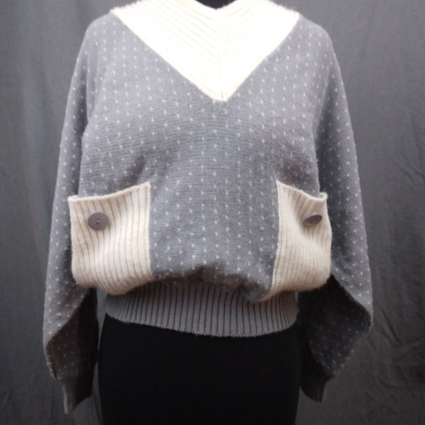 80's Vintage Oversized Batwing Sweater. Huge Pockets.  By A'Milano - M to L - Gray and White - Retro - New Wave Pullover. 1980's