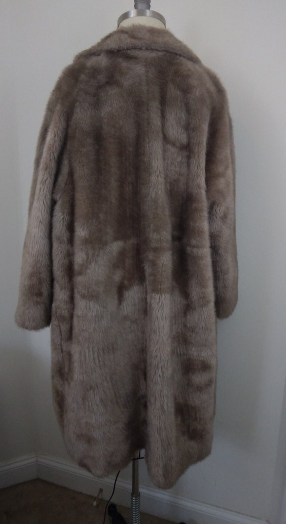 Vintage Honey Blonde Long Faux Fur Coat - L / XL … - image 6