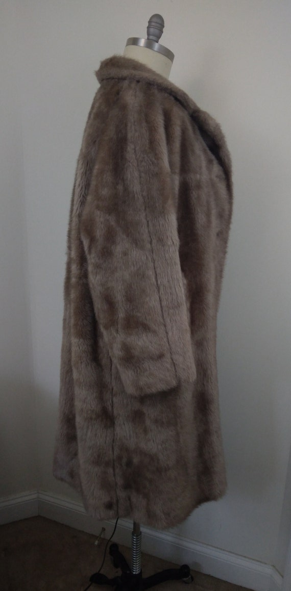 Vintage Honey Blonde Long Faux Fur Coat - L / XL … - image 5