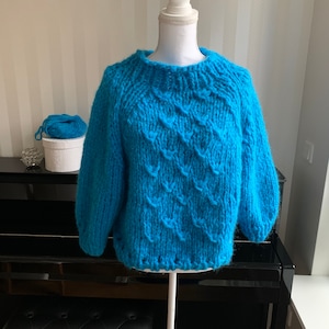 Jersey de mohair para mujer “Ocean” tejido a mano