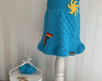 Robe bébé « Rainbow » tricotée à la main