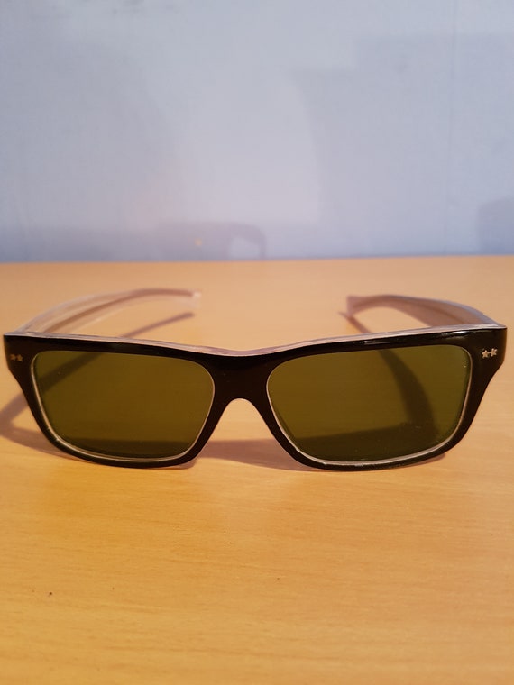 Sunglasses 40s