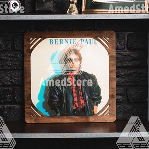 Vinyl record holder wall, Wooden album frame, Vinyl record wall mount, Wood vinyl record frame,Vinyl record display wall mount,Lp wall frame