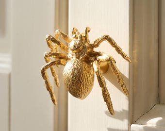 Spider Cabinet Knob, Copper Drawer Pull, Gothic Animal Handle, Halloween Furniture Hardware, Creepy Dresser Knob