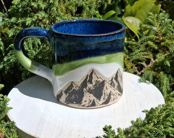 Wasabi Handmade Mountains Design-mok, aardewerk keramische mok, theemok, koffiemok, cadeau voor hem, cadeau voor haar, handgemaakte mok, keramische mok.