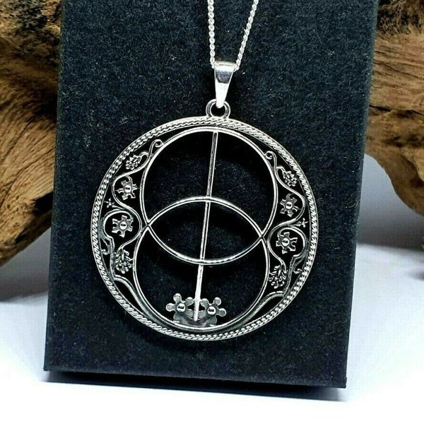 Chalice Well Pendant Necklace Pagan Wiccan  Large 33mm Diameter Stunning Pendant All 925 Sterling Silver 20" Curb Chain & Boxed (Sbl10)