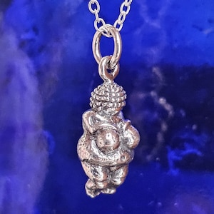 Venus of Willendorf Pendant 925 Sterling Silver Necklace Fertility Goddess Jewellery & Boxed imagen 6
