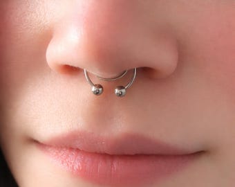 Fake Nose Piercing Horseshoe Clip On Ball Ring Imitation Circular Septum Jewellery - Color Choice