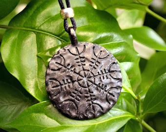 Helm of Awe Necklace Vegvisir Pendant Viking Compass Norse Rune Protection Gift Amulet & Boxed