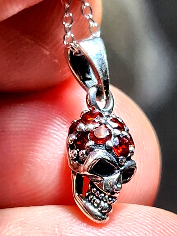 Crystal Skull Necklace w/ Crystal Point Stone | Halloween Jewelry –  Crystalline Dream