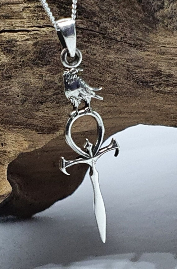 Vampire ankh deals pendant