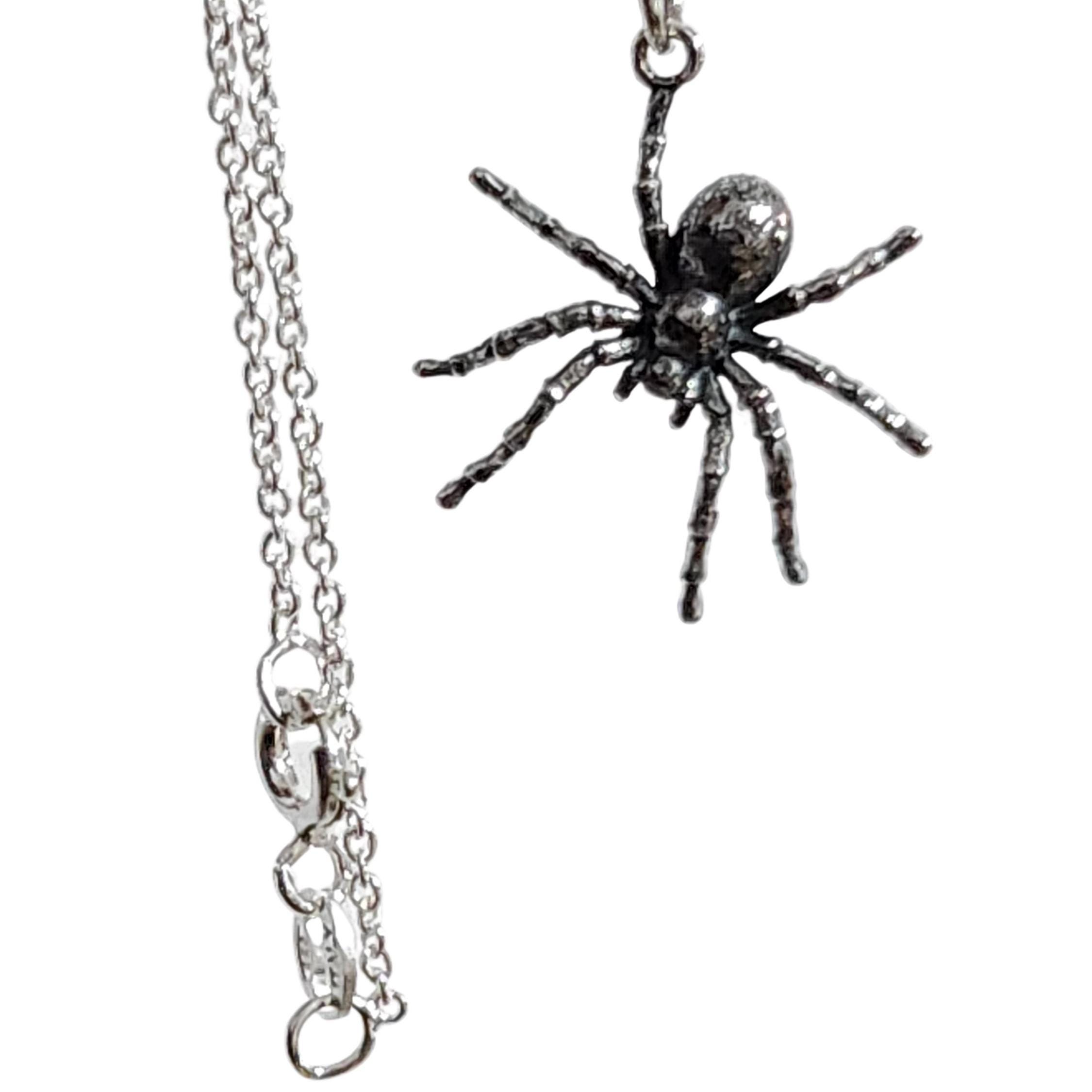 スパイダーペンダントネックレス 925シルバー 牙付きスパイダー