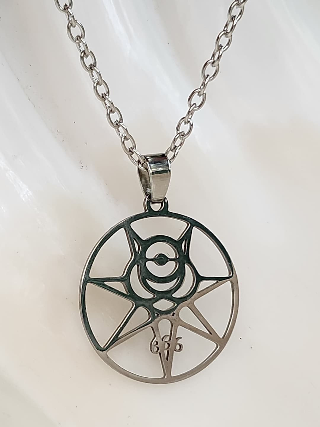 国内で当店のみ Devil666ish - Satanic Necklace Amazon.com: Satanic Number 666 Pendant, Satanic Occult