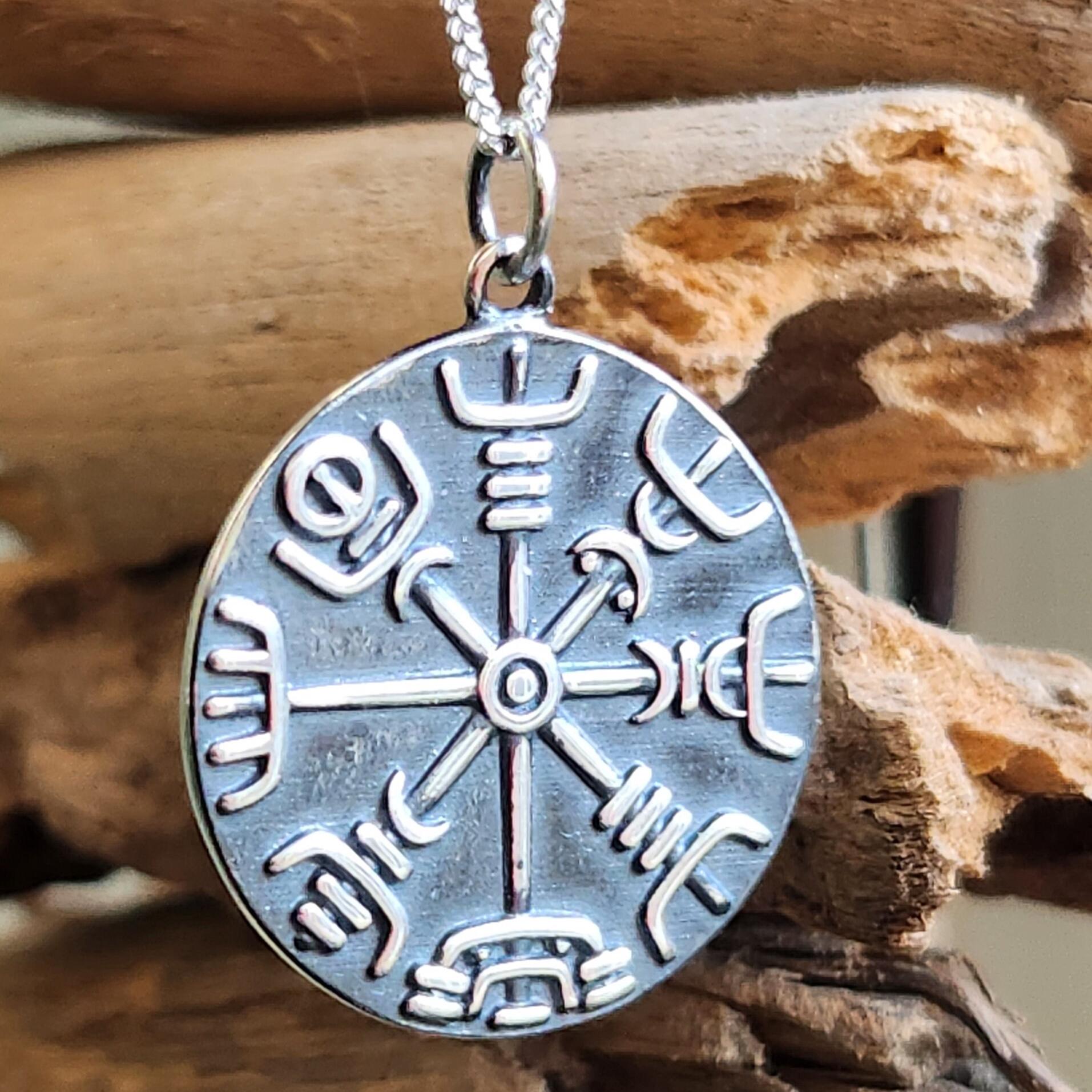 Vegvisir collane con bussola in acciaio inossidabile per uomo rune nordiche amuleto Helm of Awe ciondolo gioielli con luna soprannaturale  36