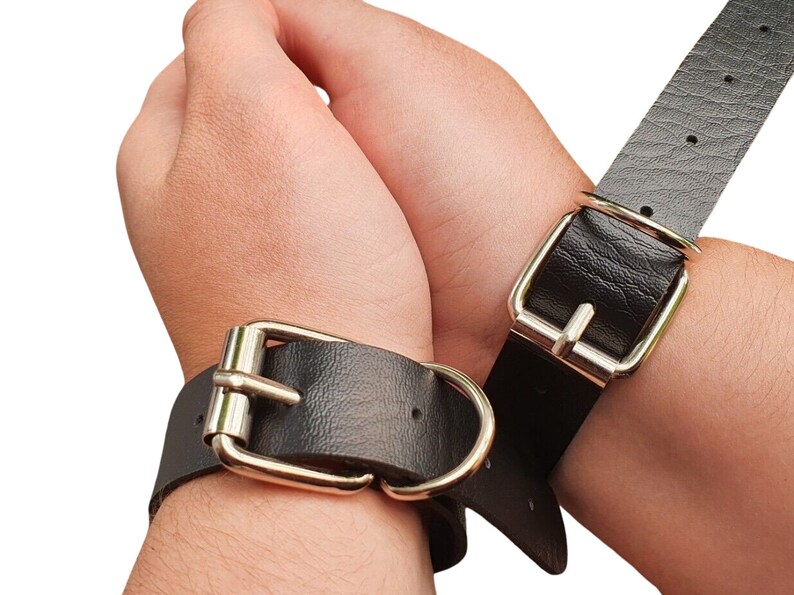 Sub Leather Cuff With D Shackle 12 Hole BDSM Kink Cuffs Buckled Black ...