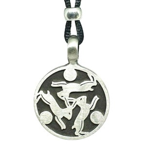 Trinity Triple Hares Pendant Necklace Moon Hares Triquetra Pendant Pagan Wiccan Cord Bead Imbolc Pagan Wiccan Witch Moon Hares (Ldg2)