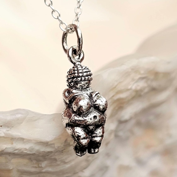 Venus of Willendorf Pendant 925 Sterling Silver Necklace Fertility Goddess Jewellery & Boxed