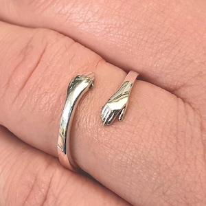 Love Hug Ring 925 Sterling Silver Loving Cuddle Hands Protection Affectionate Token Adjustable & Box