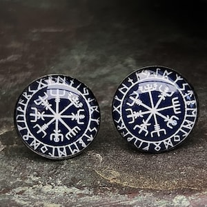 Orecchini runici Vegvisir Way Finder Viking Compass Unisex Goth Alternativa Paio di orecchini unisex pagani norreni in acciaio Cabochon Dome Top