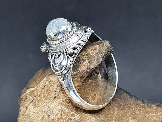 Bague medaillon en argent sterling 925 avec pierre de lune ovale bague 8 mm x 6 mm avec compartiment secret argent sterling britannique taille S taille americaine 9 vintage boites de 5 m1 Etsy France