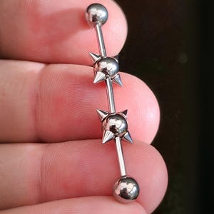 Steigerstang puntige bal barbell piercing spike 38 mm 14 g (1,6 mm) 6 mm balletjes 8 spikes oorbel piercing punk biker gotisch gotisch alternatieve sieraden
