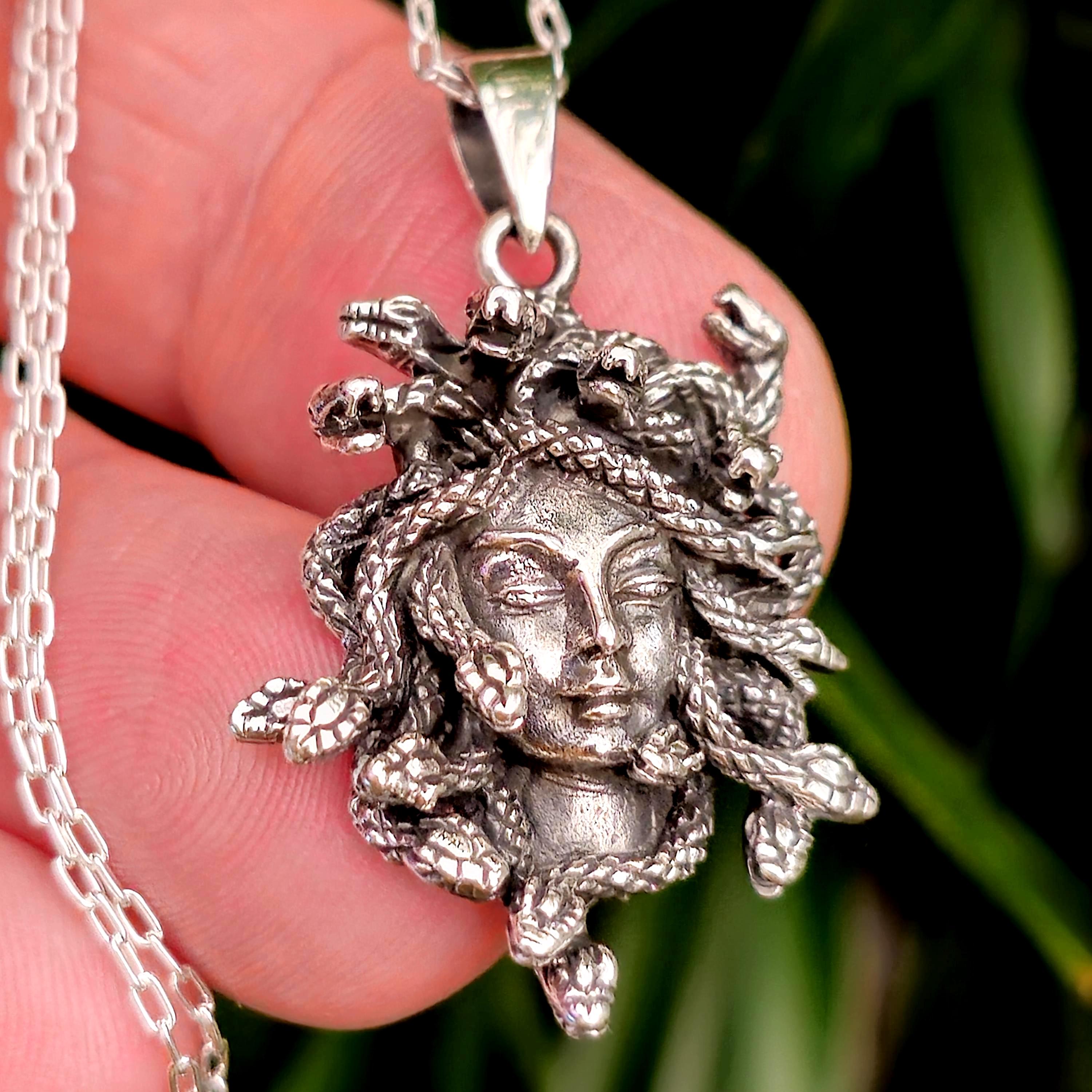 Collier Ethnique En Nacre Et Corail De Gorgone - Bijou Occasion Unique Et Artisanal