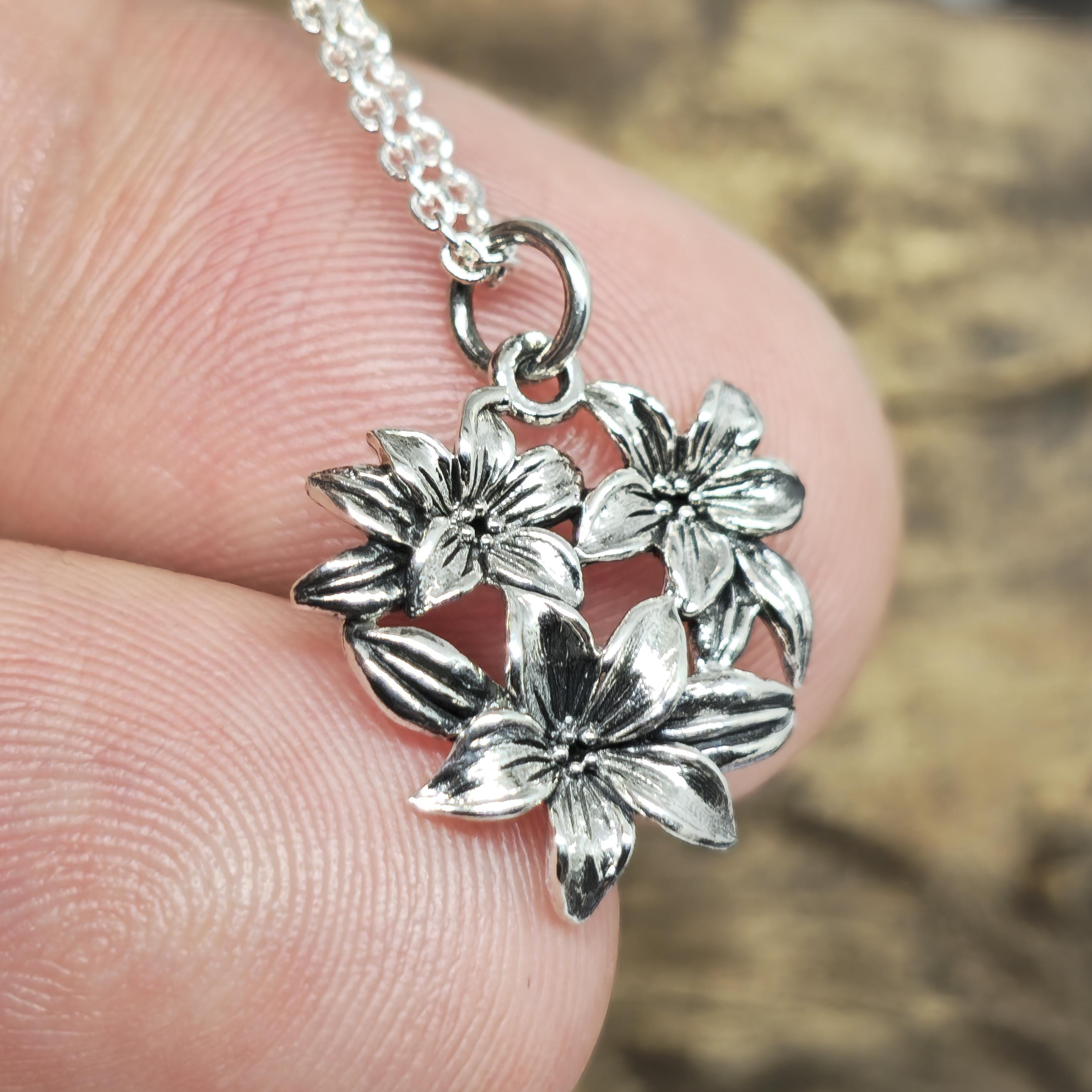 Lilly Flower Cluster Pendant 925 Sterling Silver 18