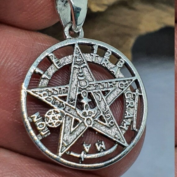 Tetragrammaton pendant deals