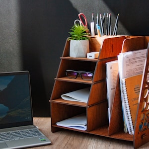 Organizador de escritorio grabado, Organizador de escritorio de oficina personalizado, Organizador de escritorio de madera, Organizador de accesorios de escritorio de oficina, Almacenamiento de oficina