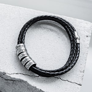 Pulsera con nombre de niño, pulsera de cuero con nombres de niños, pulsera de nombre personalizado, pulsera de cuentas de nombre, pulsera de padre, marido