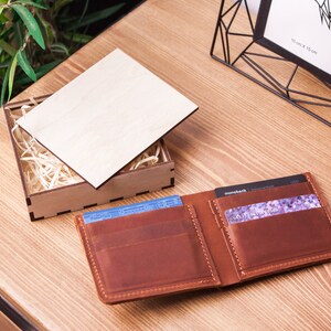 Custom Men&#39;s Leather Wallet, Rustic Wallet with Cardholder, Engraved Genuine Slim Wallet, Personalized Leather Wallet, Groomsmen Gift