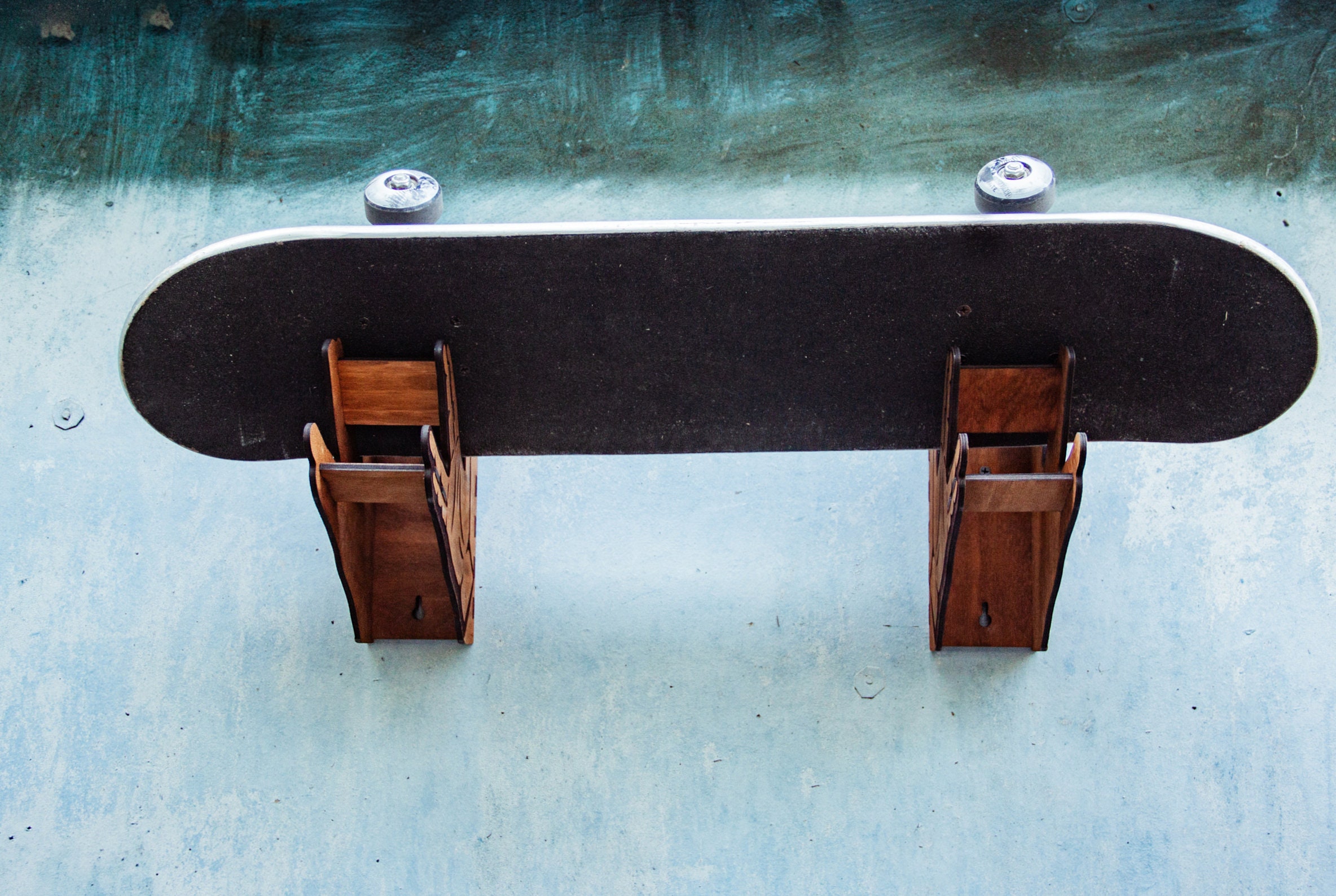 Skateboard Deck Wall Mount, Skateboard Holder, Skateboard Wall Hanger, Longboard Wall Mount