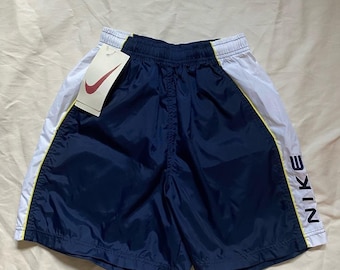 Vintage Nike Shorts Frauen Größe S Navy Blau Elastische Taille Gym Shorts Seitenstreifen
